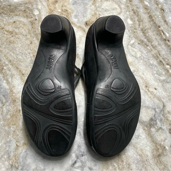 Naot T Strap Mary Jane Leather Pump Shoes EU 37 L6 - Picture 11 of 13